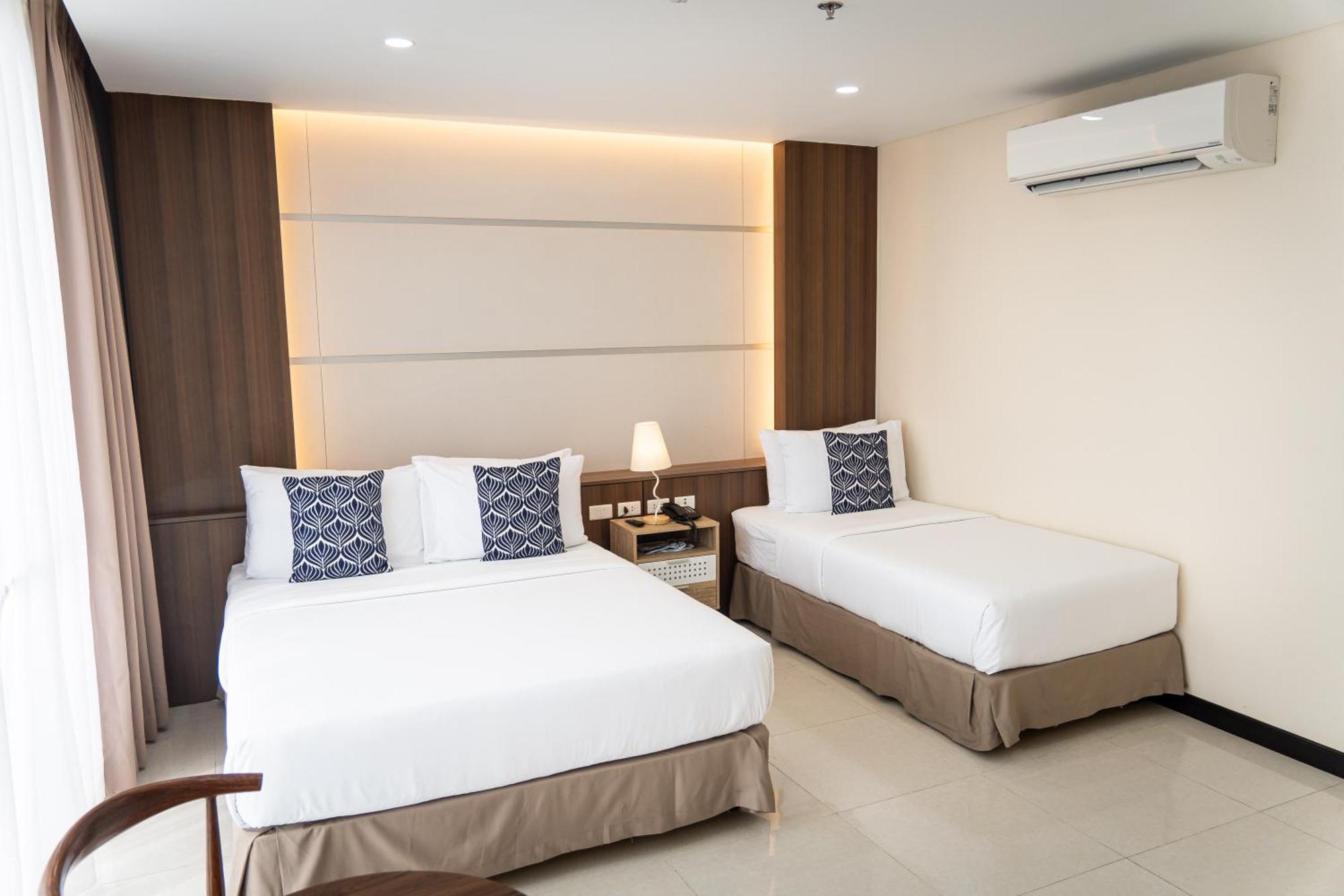 Dccco Hotel Dumaguete City Eksteriør bilde
