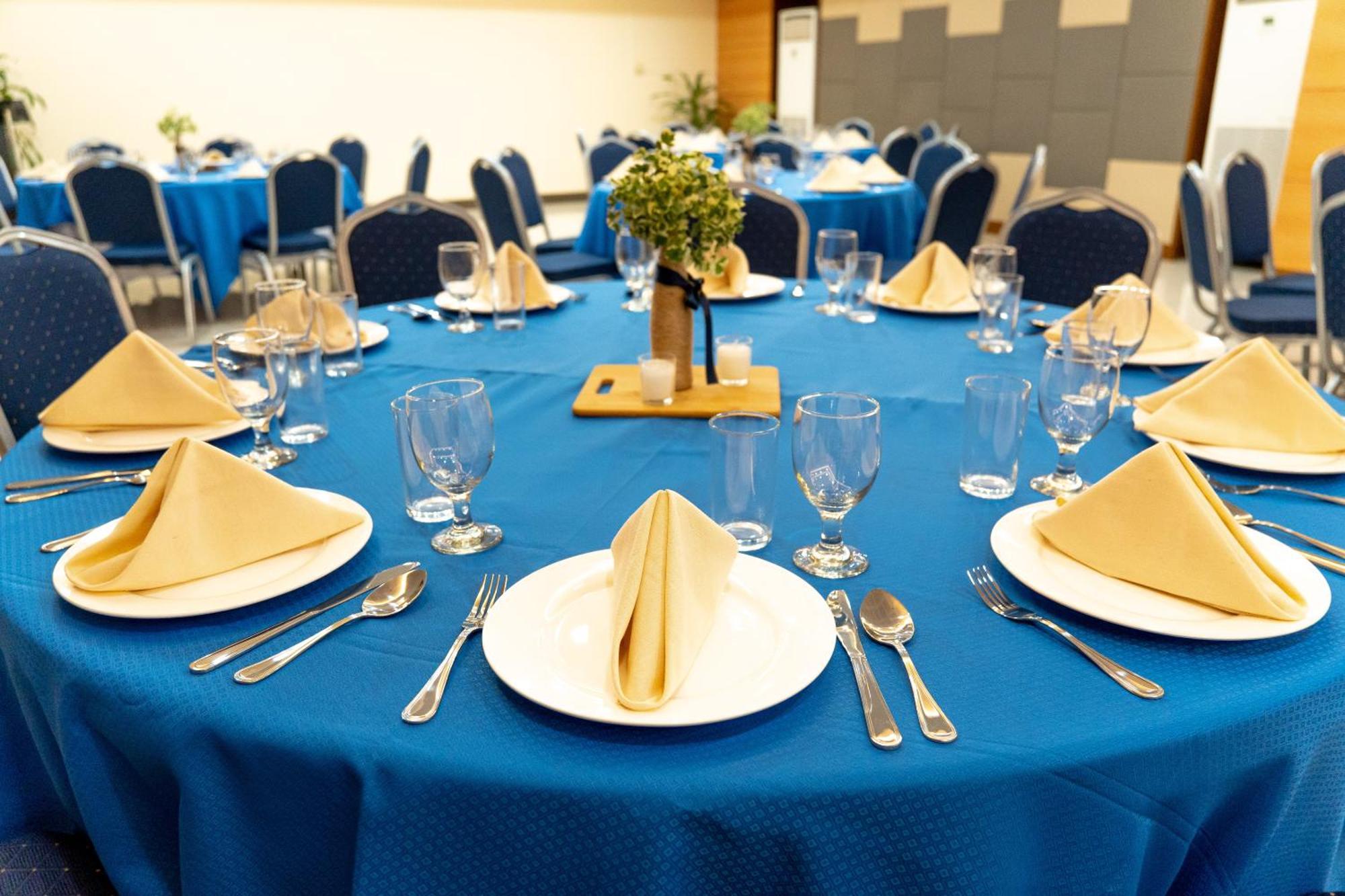 Dccco Hotel Dumaguete City Eksteriør bilde